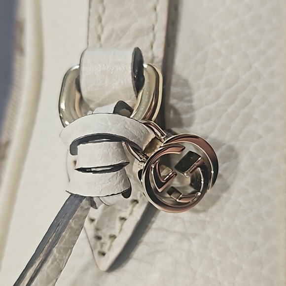 Gucci Canvas Bree Crossbody - Picture 5 of 12